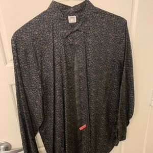 Flowers dress shirt.